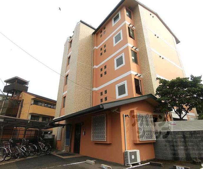 【ワイズコート御陵】間取