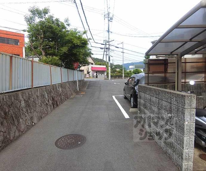 【ワイズコート御陵】間取