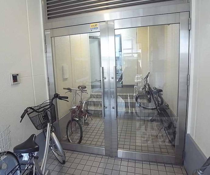 【りりぱっと桃山】間取