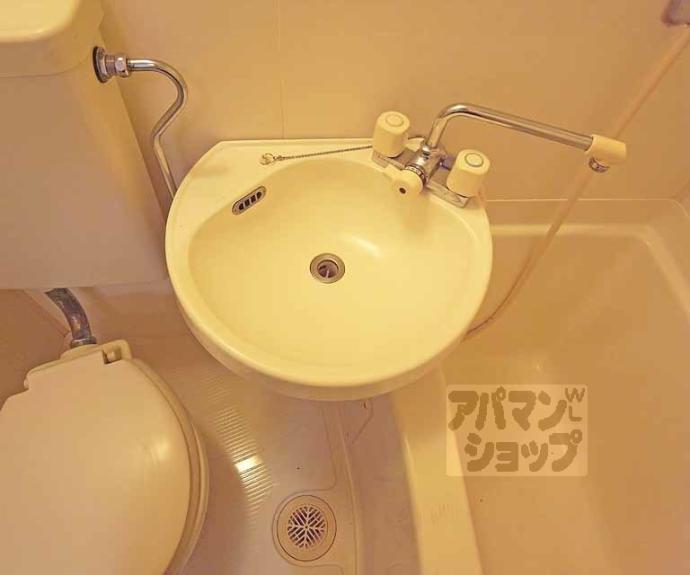 【りりぱっと桃山】間取