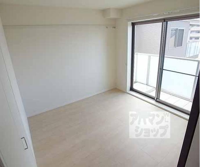 【シャーメゾン伏見桂川】間取