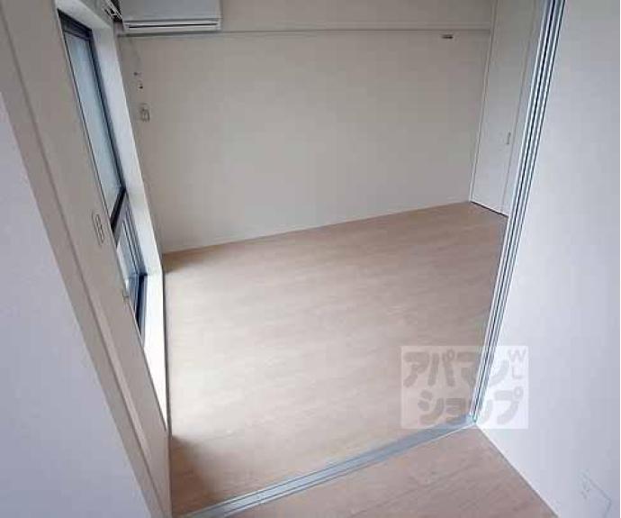 【シャーメゾン伏見桂川】間取