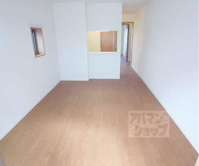 【シャーメゾン伏見桂川】間取