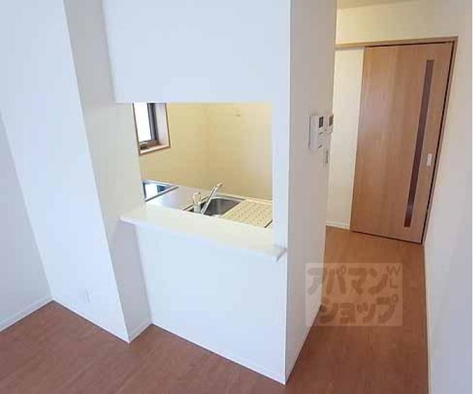 【シャーメゾン伏見桂川】間取