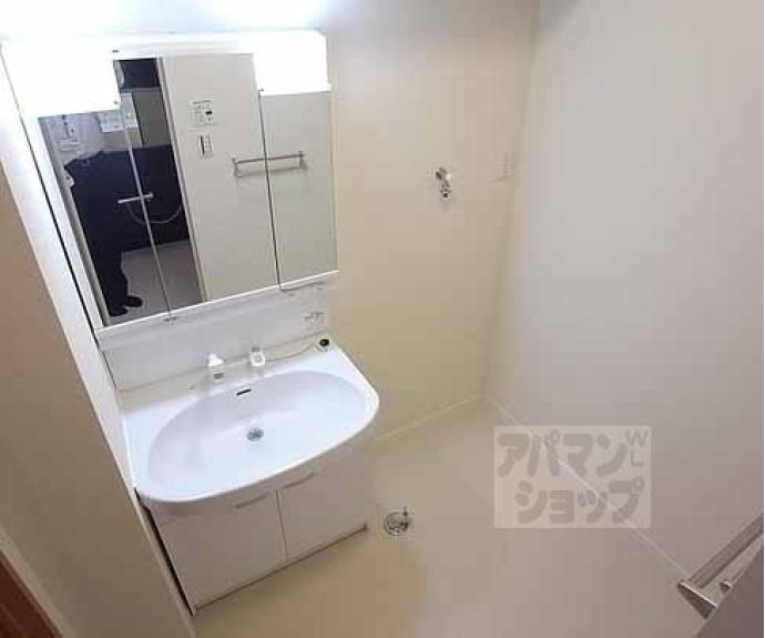 【シャーメゾン伏見桂川】間取