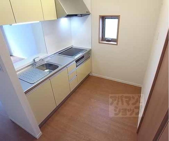 【シャーメゾン伏見桂川】間取