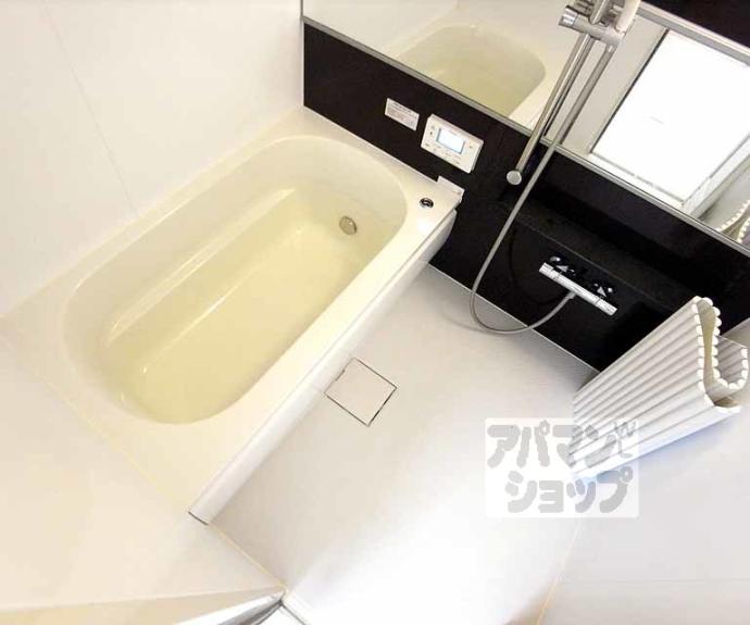 【シャーメゾン伏見桂川】間取