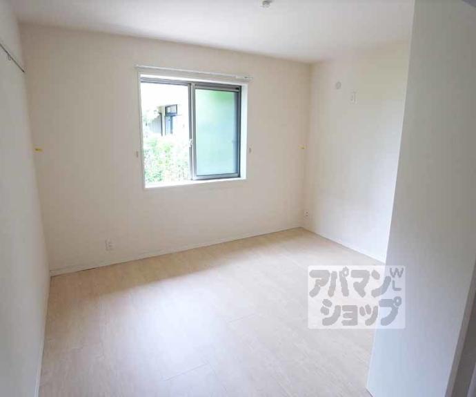 【シャーメゾン伏見桂川】間取