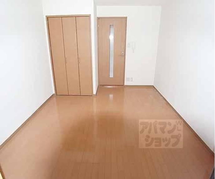 【レイーナ深草】間取