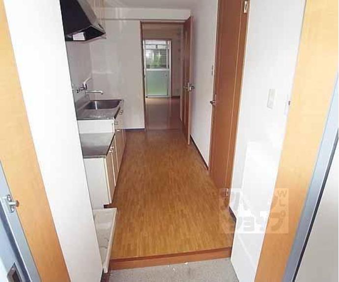 【レイーナ深草】間取