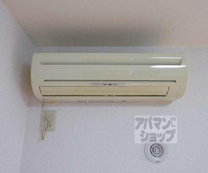 【レイーナ深草】間取