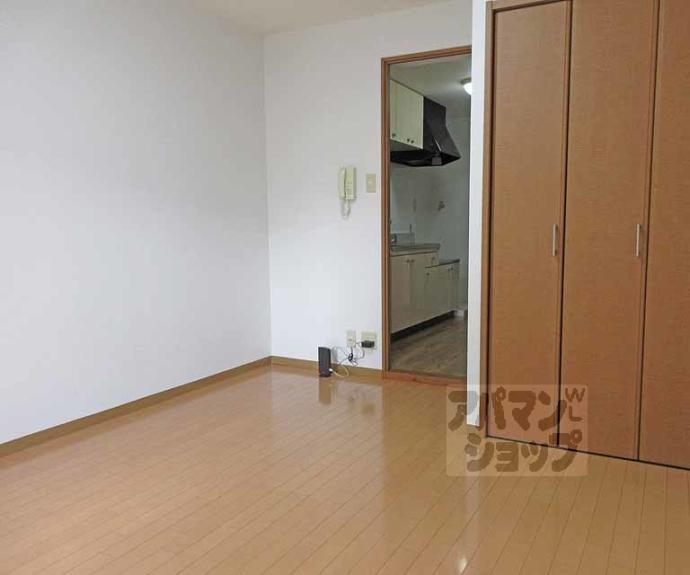 【レイーナ深草】間取