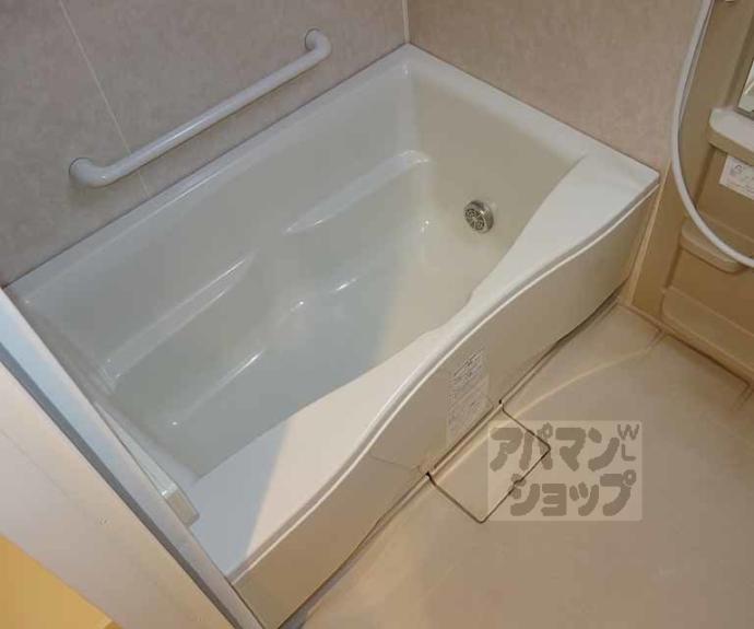 【パインフィールド七条】間取