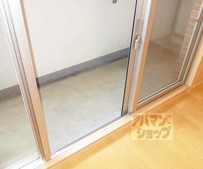 【パインフィールド七条】間取