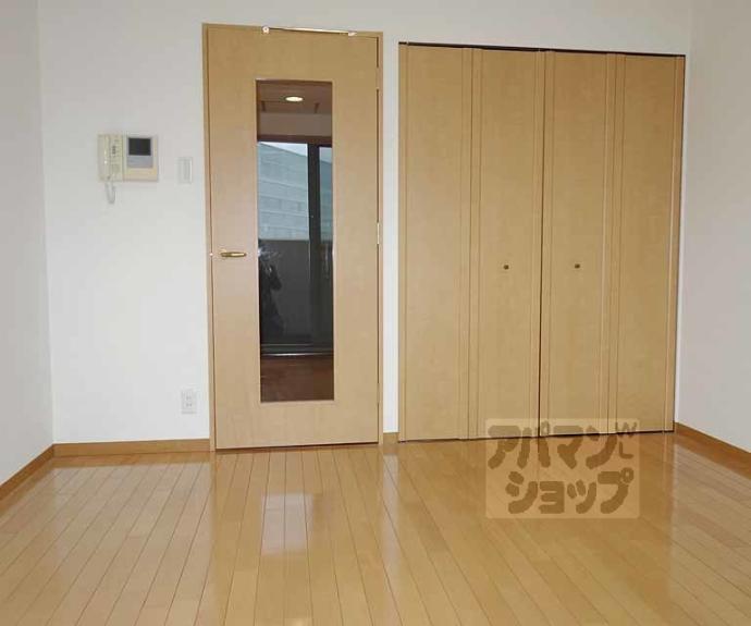 【グランドパレス西大路】間取