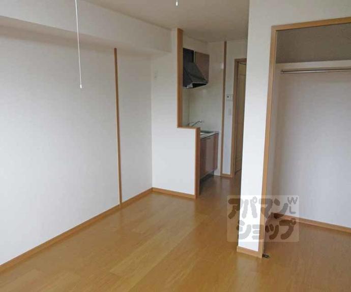 【コリネッタ鴻ノ巣】間取