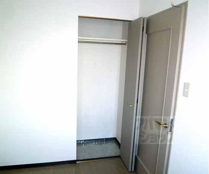 【信開ガーデンコート西大路】間取