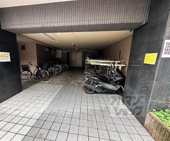 【ＳＨＩＣＡＴＡ　ＳＩＸ　ＢＬＤＧ】間取