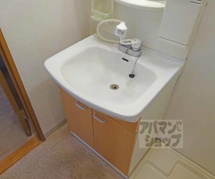 【SHICATA SIX BLDG】間取