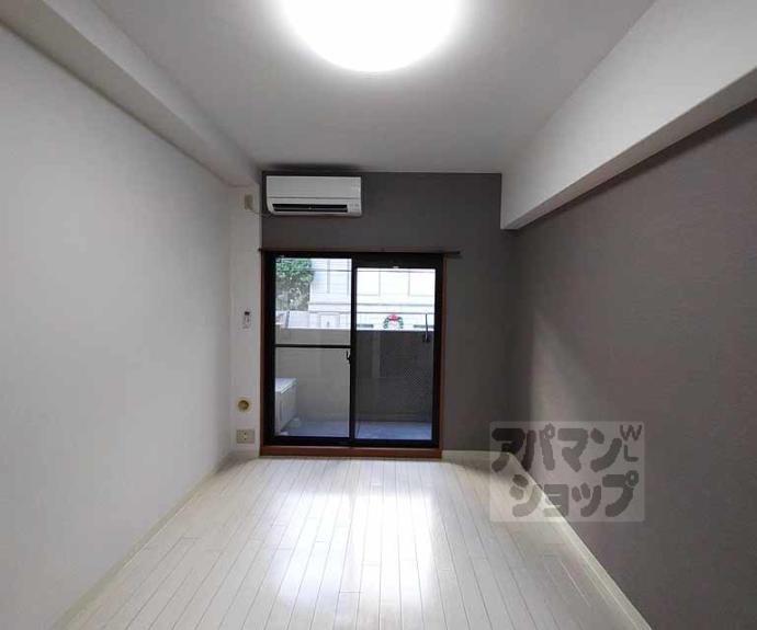 【シカタシスビルディング】間取