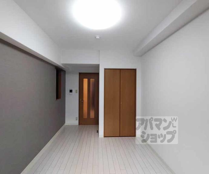 【シカタシスビルディング】間取