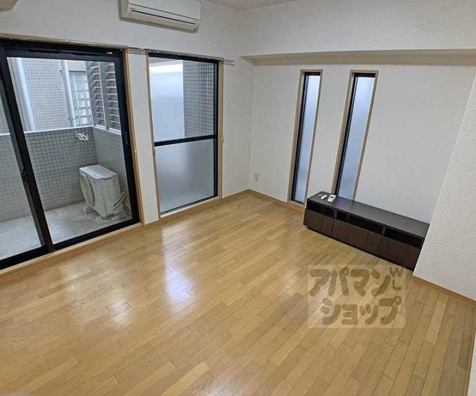 【アスヴェル京都二条烏丸】間取