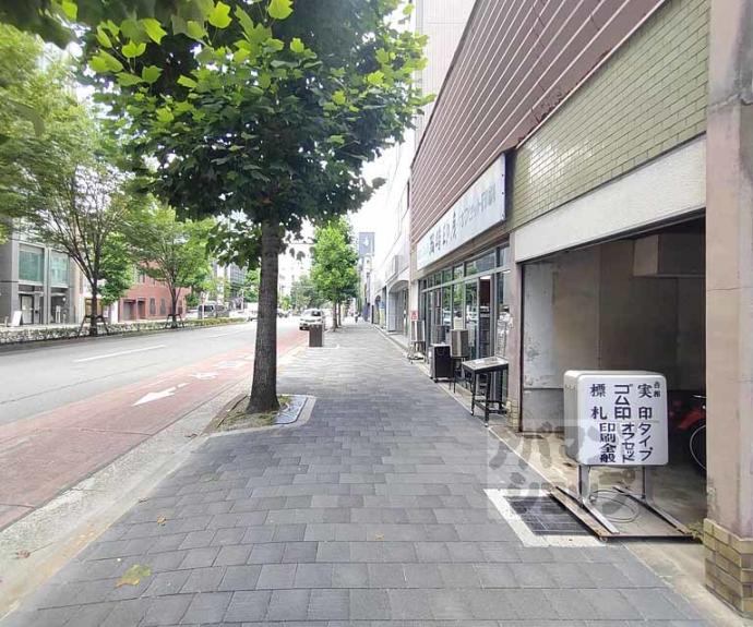 【アスヴェル京都二条烏丸】間取