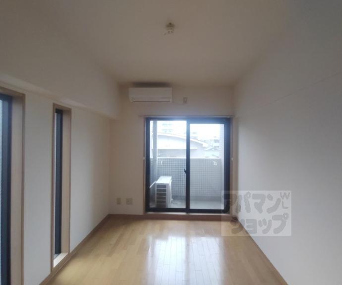 【アスヴェル京都二条烏丸】間取