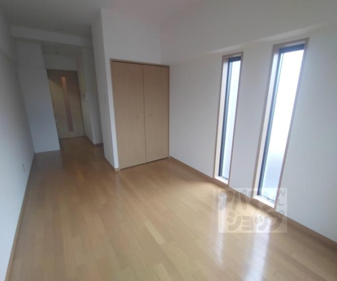 【アスヴェル京都二条烏丸】間取