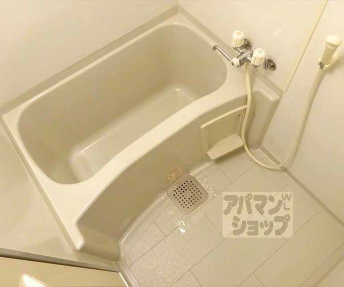 【アスヴェル京都二条烏丸】間取