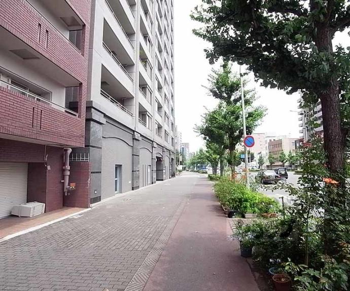 【ファミール京都グランアクシス】間取