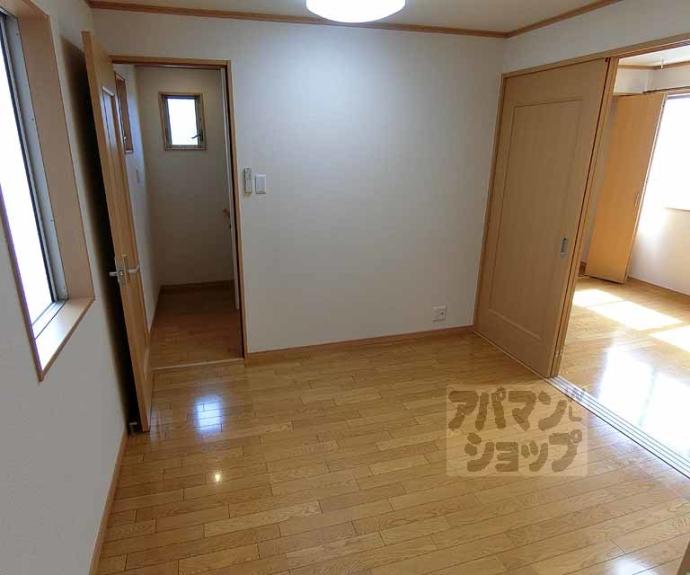 【西ノ京南聖町貸家】間取