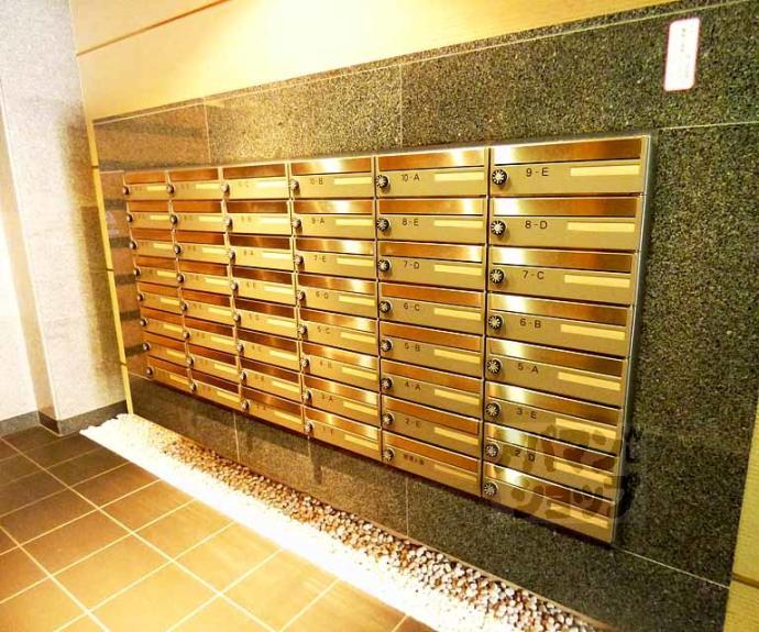 【メディナ三条室町】間取