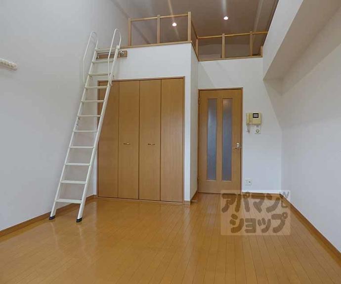 【メディナ三条室町】間取