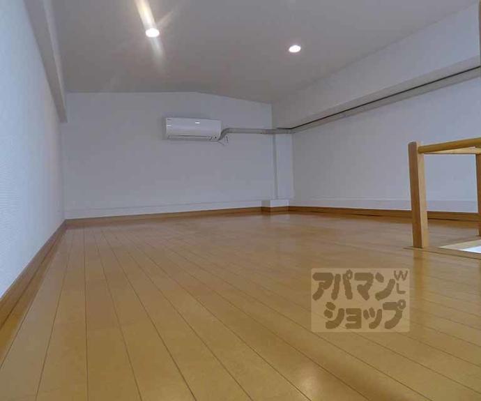 【メディナ三条室町】間取