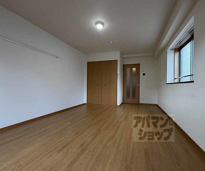 【メディナ三条室町】間取