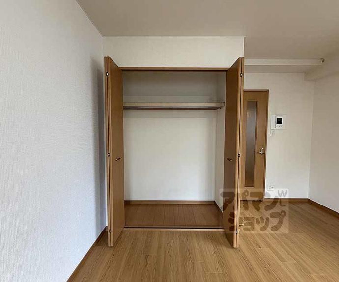 【メディナ三条室町】間取