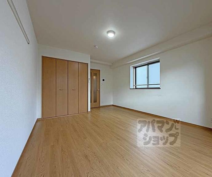 【メディナ三条室町】間取