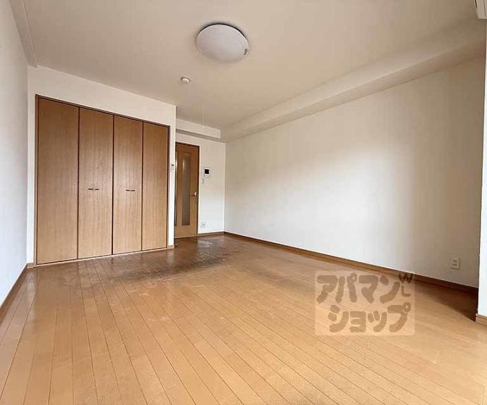 【メディナ三条室町】間取