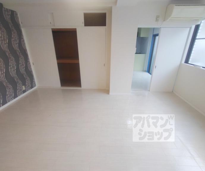 【ホワイトプラザ】間取