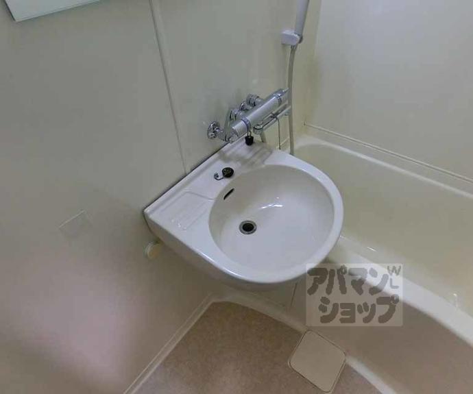 【エスポアール円町東】間取