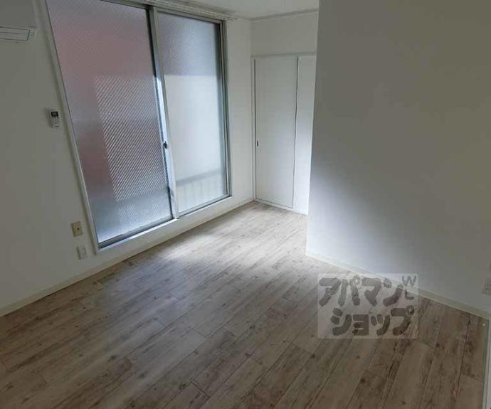 【エスポアール円町東】間取