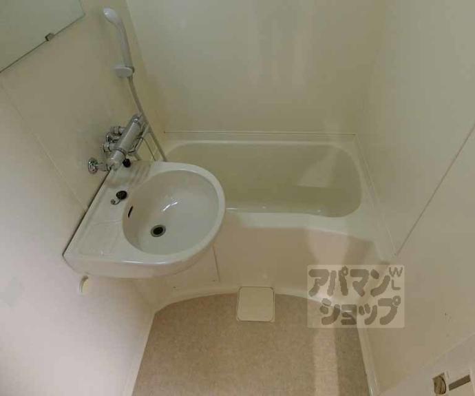 【エスポアール円町東】間取