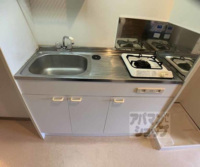 【コモドエスペシオ勝山】間取