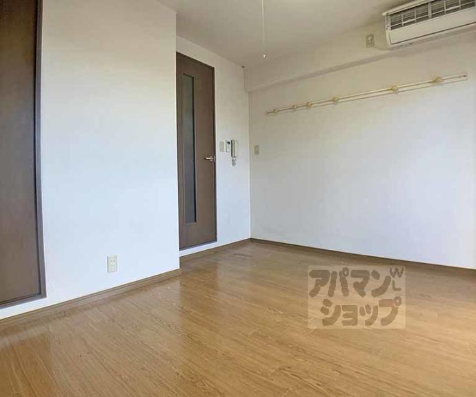 【コモドエスペシオ勝山】間取