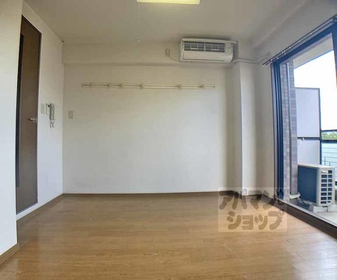 【コモドエスペシオ勝山】間取