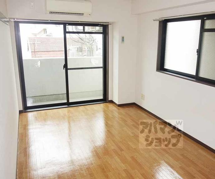 【レジデンスじゅらく】間取