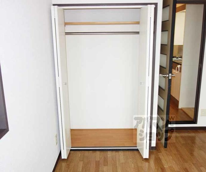 【レジデンスじゅらく】間取