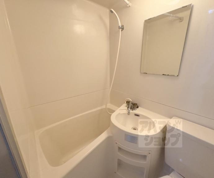 【ヴィラ円町】間取