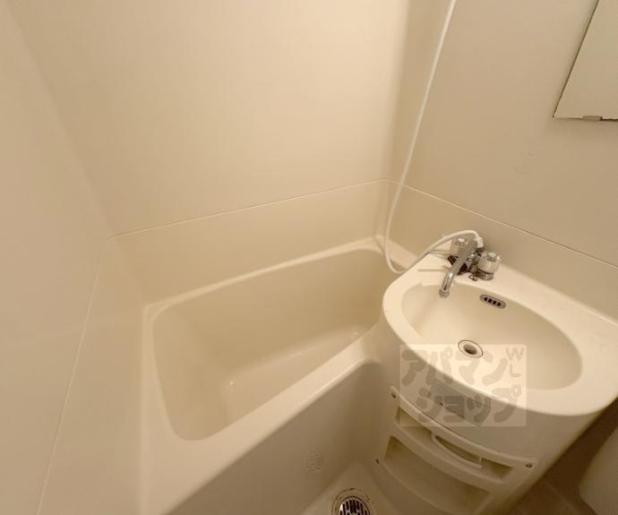 【ヴィラ円町】間取